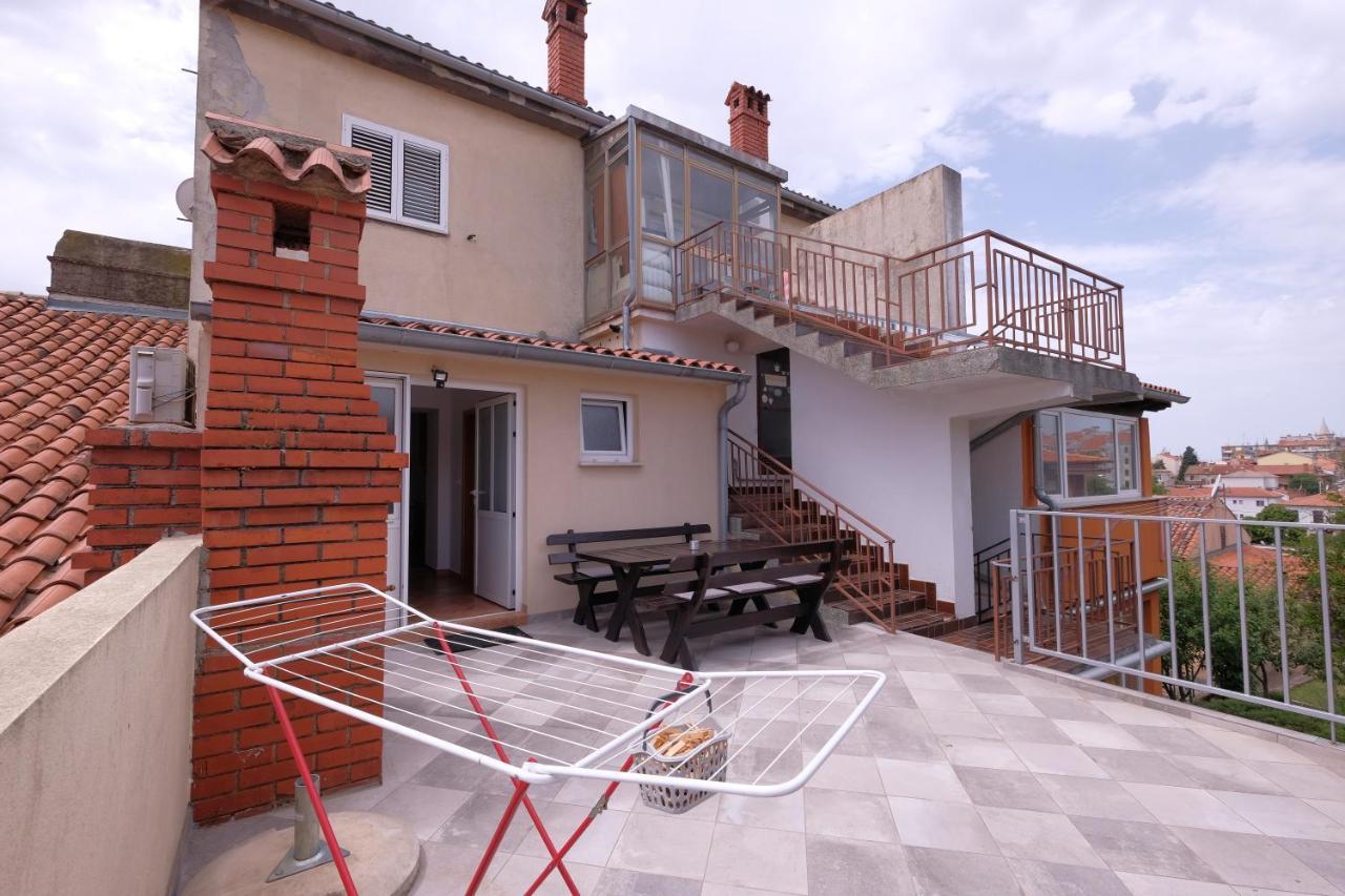 Apartment Klea - Cosy, Near City Center Pola Esterno foto